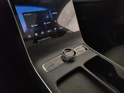 Lepas L8 PHEV