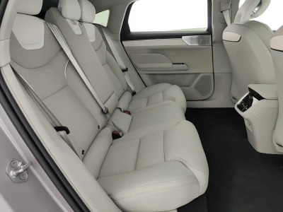 Volvo ES90