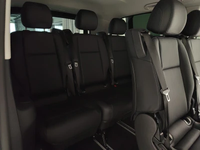 Mercedes-Benz VITO MIXTO E TOURER