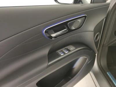 Lepas L8 PHEV