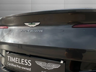 Aston martin DB11
