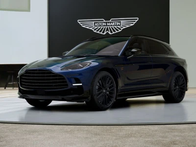Aston martin DBX 707
