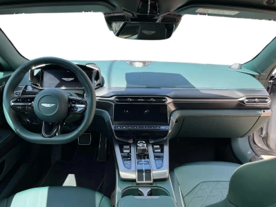 Aston martin VANQUISH