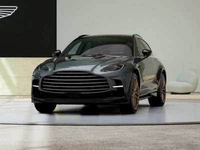 Aston martin DBX 707