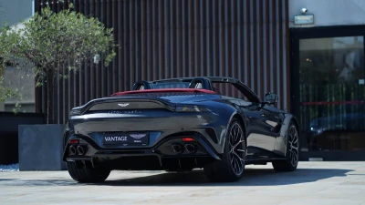 Aston martin VANTAGE ROADSTER