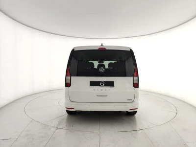 Volkswagen Caddy V