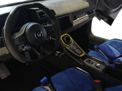 Maserati MC20