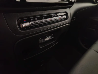 Mercedes-Benz VITO MIXTO E TOURER