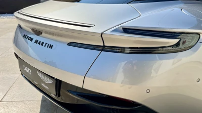 Aston martin DB12