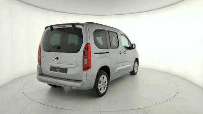 Toyota Proace City Verso Electric 2024