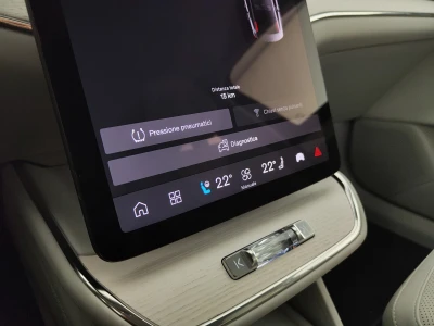 Volvo ES90