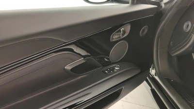 Aston martin DB11