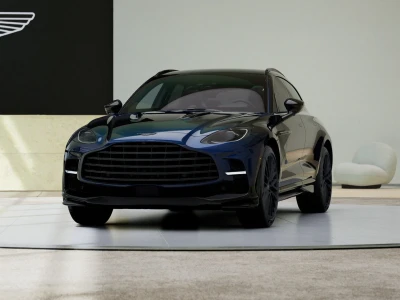 Aston martin DBX 707