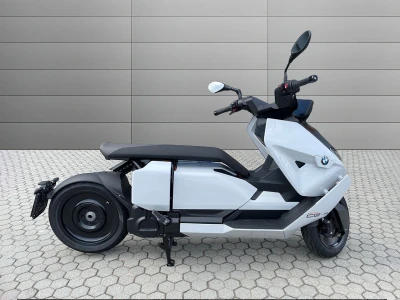 BMW Motorrad CE04