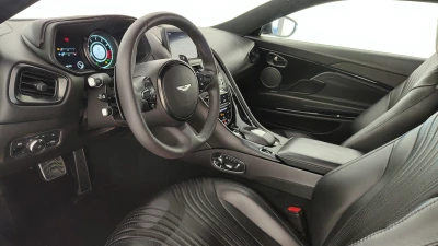 Aston martin DB11