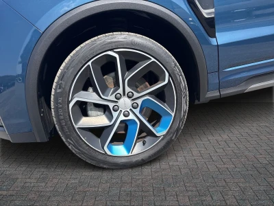 Lynk&co 01