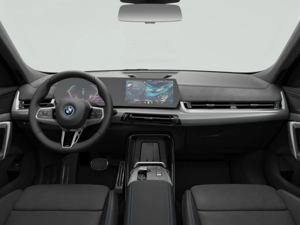 BMW i IX1