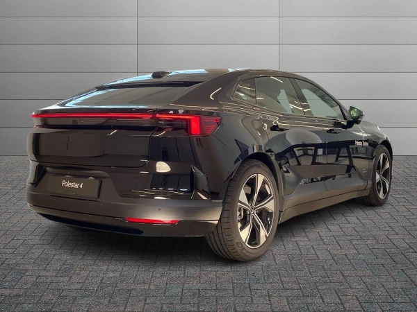 Polestar 4