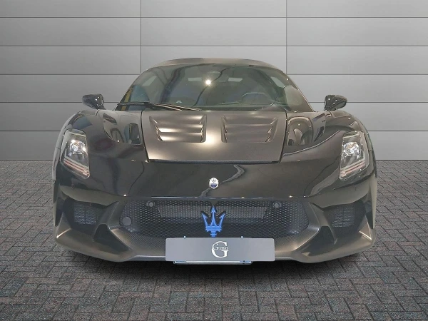 Maserati MC20