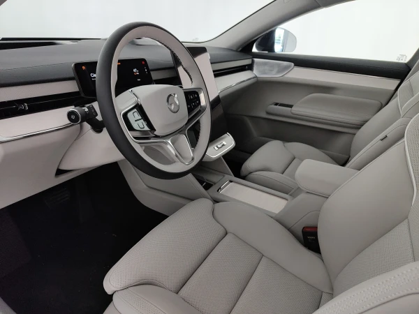 Volvo ES90