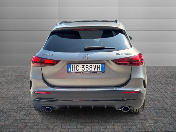 Mercedes-Benz GLA AMG