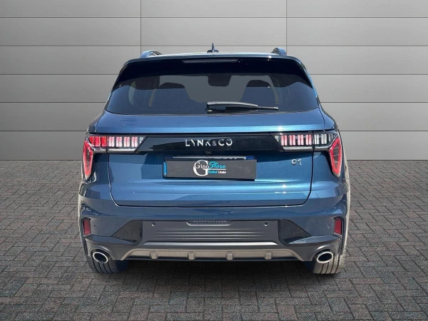 Lynk&co 01