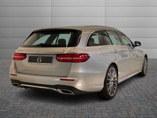 Mercedes-Benz CLASSE E