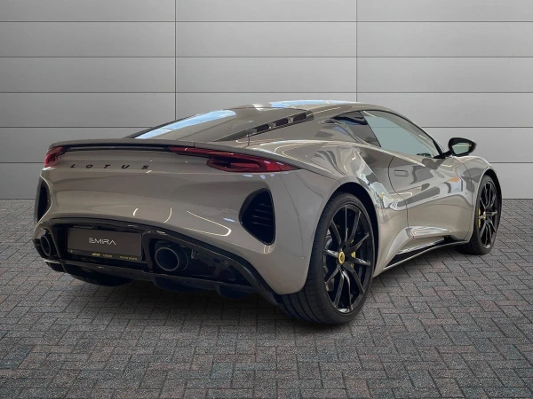 Lotus EMIRA