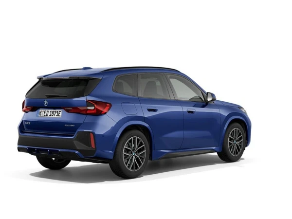 BMW i IX1
