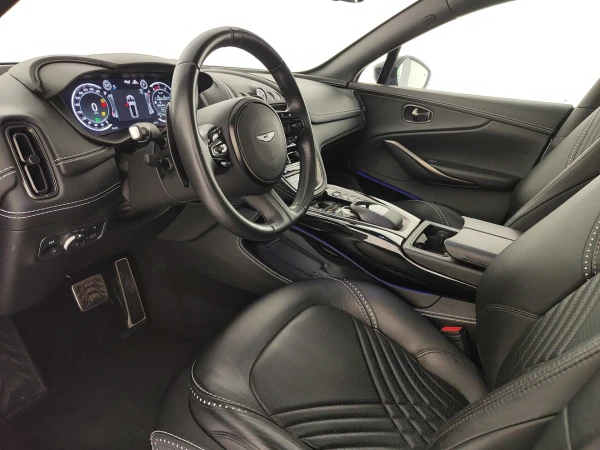 Aston martin DBX