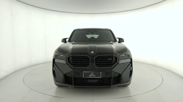 BMW M XM