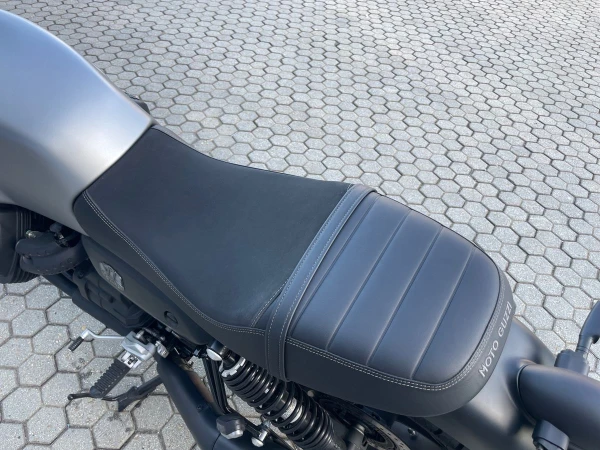 Moto guzzi V7 850