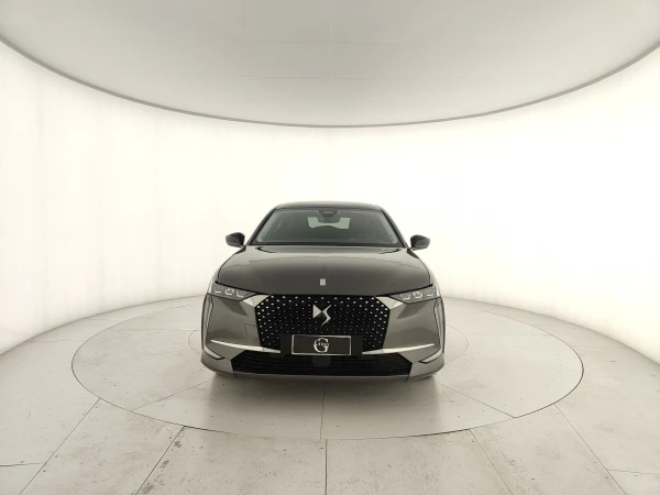 DS 4