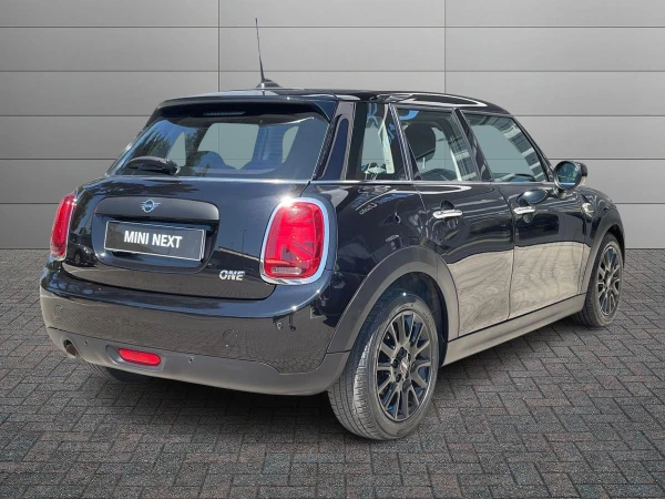 MINI 5 PORTE