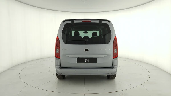 Toyota Proace City Verso Electric 2024