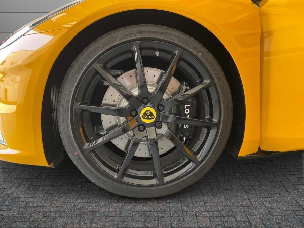 Lotus EMIRA