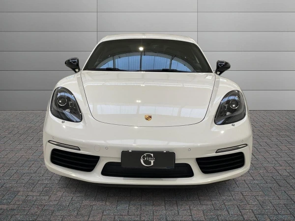 Porsche 718 Cayman