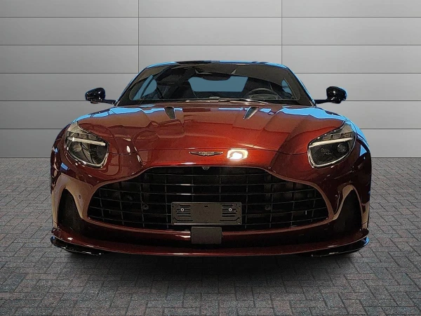 Aston martin DB12
