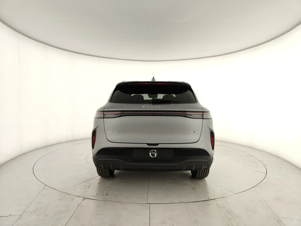 Lepas L8 PHEV