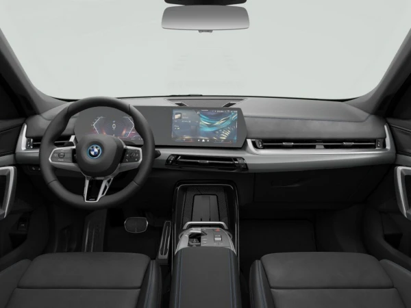 BMW i IX1