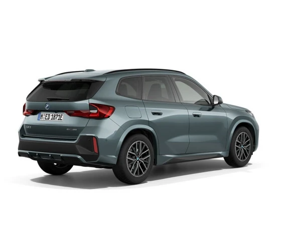 BMW i IX1
