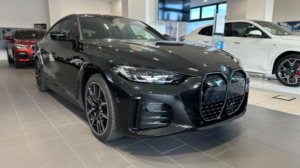 BMW M i4 M